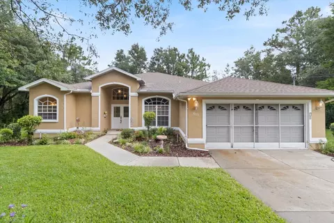 7015 W Pinebrook St, Crystal River, FL 34429