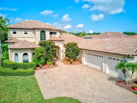 26241 Avenida Las Colinas, Howey In The Hills, FL 34737