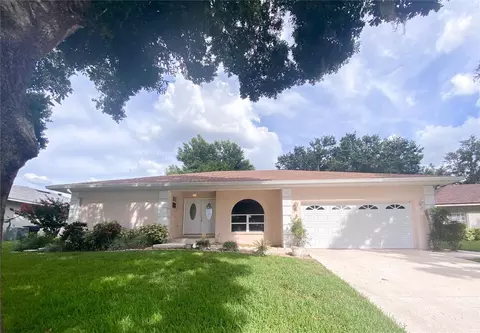 5745 Manchester Dr W, Lakeland, FL 33810