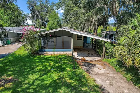 5624 Hancock Dr, Wildwood, FL 34785