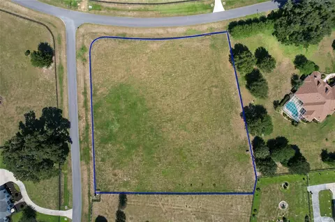 108 Th Ln, Oxford, FL 34484