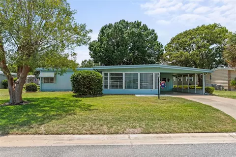 1015 Geneva Way, Grand Island, FL 32735