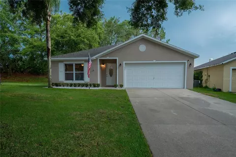 1050 Singleton Cir, Groveland, FL 34736