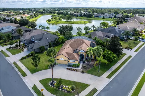 8880 Beacon Hill Ave, Mount Dora, FL 32757