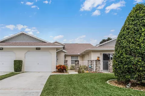 26627 Racquet Cir, Leesburg, FL 34748