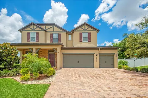 2738 Retriever Dr, Clermont, FL 34711