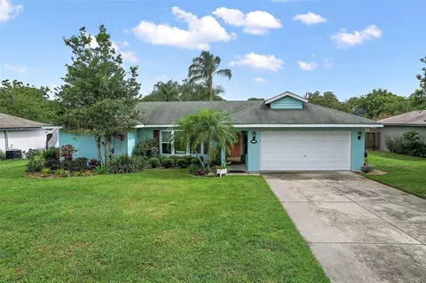 2506 Valley Forge Ct, Eustis, FL 32726