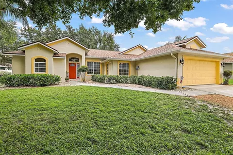 2599 Stardust Ave, Eustis, FL 32726