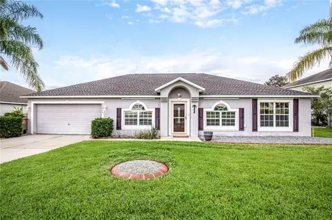 31916 Parkdale Dr, Leesburg, FL 34748