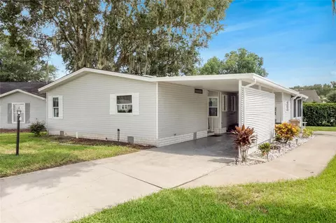 25421 Oak Aly, Leesburg, FL 34748