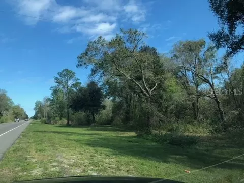 Commonwealth Avenue N, Polk City, FL 33868