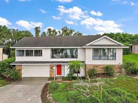 6822 Lake View Dr, Yalaha, FL 34797