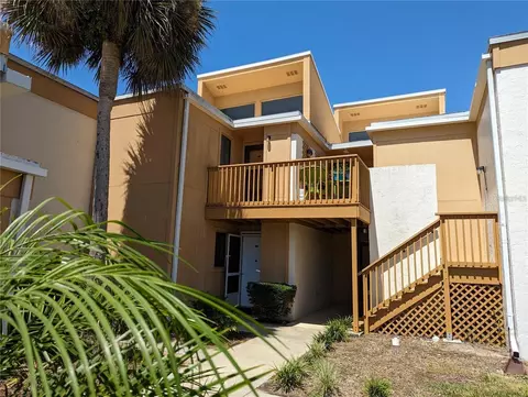 1051 S Highland St #1E, Mount Dora, FL 32757