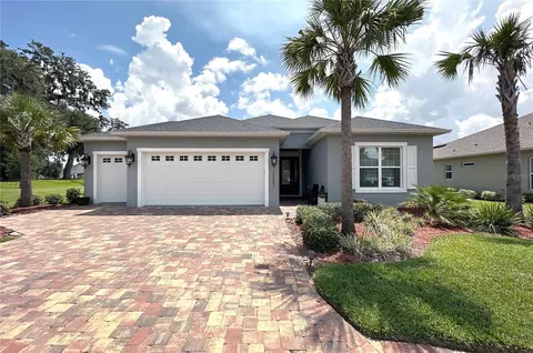 10283 Julia Isles Ave, Oxford, FL 34484