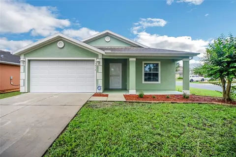 12418 NE 51st Dr, Oxford, FL 34484