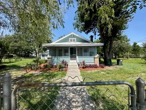 219 Grandview Ave, Umatilla, FL 32784