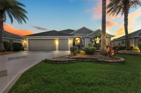2017 Salmon Way, The Villages, FL 32162
