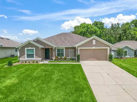 602 E Leah Ct, Fruitland Park, FL 34731