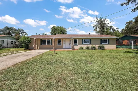 706 James Ave, Fruitland Park, FL 34731