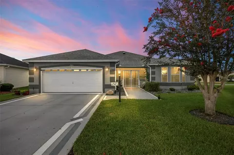 1904 Ruiz Ct, The Villages, FL 32159