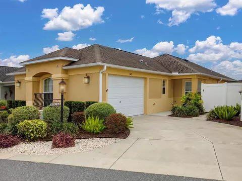 516 Avecilla Dr, The Villages, FL 32162