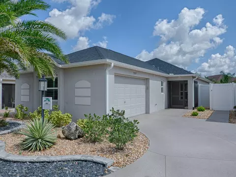 7369 SE 168th Mitzi St, The Villages, FL 32162