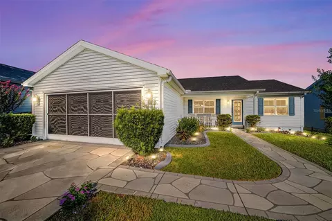 1212 Palmetto Dr #12, Lady Lake, FL 32159