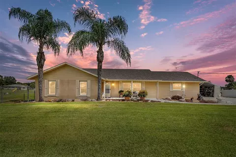 5207 Lake Griffin Rd, Lady Lake, FL 32159