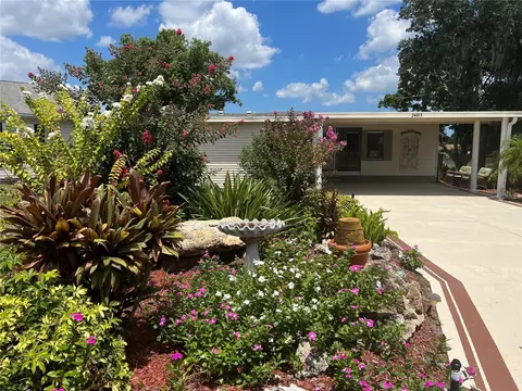24813 Pine Hl, Leesburg, FL 34748