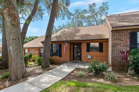 34 Cove Ln, Eustis, FL 32726