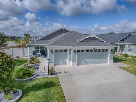 3690 Sugarberry Ln, The Villages, FL 32163