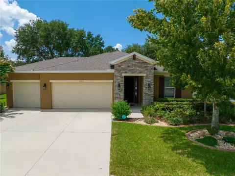 4034 Brookshire Cir, Eustis, FL 32736
