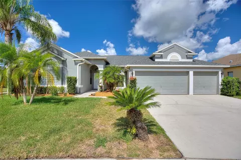 105 Waltham Ct, Davenport, FL 33897