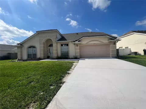 11748 Sir Winston Way, Orlando, FL 32824