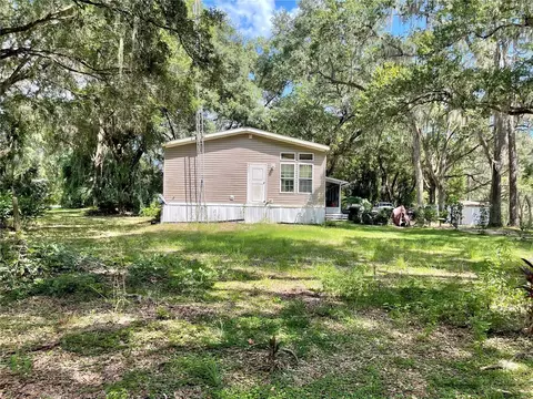 15402 SE 156th Place Rd, Weirsdale, FL 32195