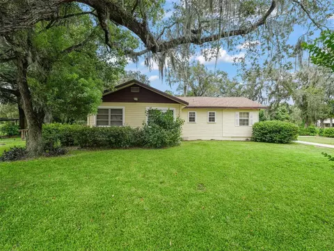 1016 Cr 601a, Bushnell, FL 33513