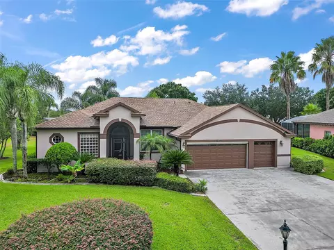 4452 Nottoway Dr, Leesburg, FL 34748