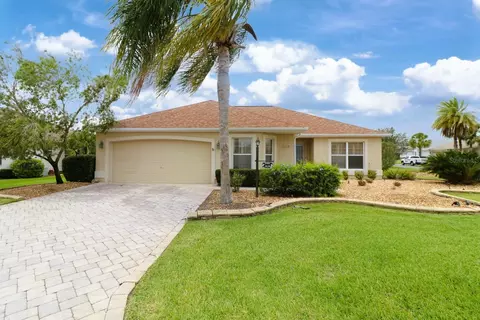 2624 Caribe Dr, The Villages, FL 32162