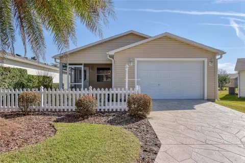445 Canterbury Ct, The Villages, FL 32162