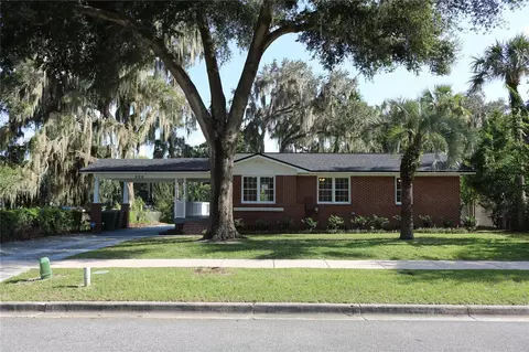 609 Cascade Ave, Leesburg, FL 34748