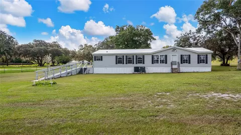 7821 Ed Douglas Rd, Groveland, FL 34736