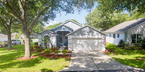 3807 Eversholt St, Clermont, FL 34711