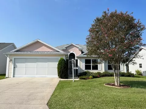 1914 Augustine Dr, The Villages, FL 32159