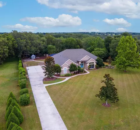 5409 Green Briar Dr, Lady Lake, FL 32159