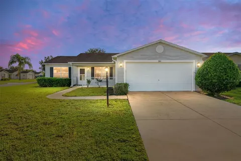2001 Cardona Way, The Villages, FL 32159