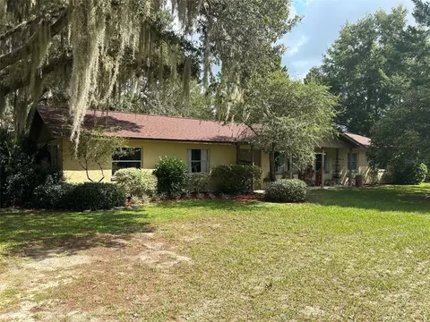 24899 SE 173rd Ln, Umatilla, FL 32784