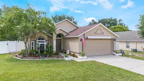 1114 Breezy Knoll St, Minneola, FL 34715
