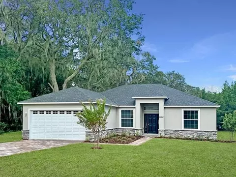 40613 E First Ave, Umatilla, FL 32784