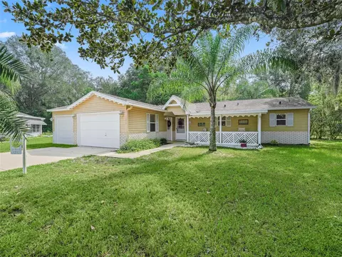 1237 Tangerine Cir, The Villages, FL 32159