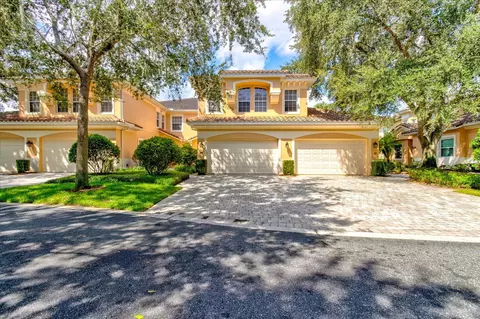 22 Camino Real Blvd #202, Howey In The Hills, FL 34737